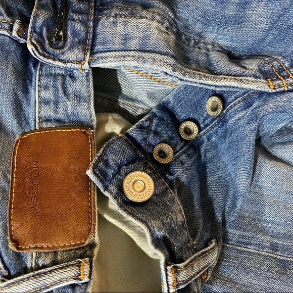 MOUSSY Button Fly Mid Rise Tapered Jeans Size 24 - Picture 5 of 10